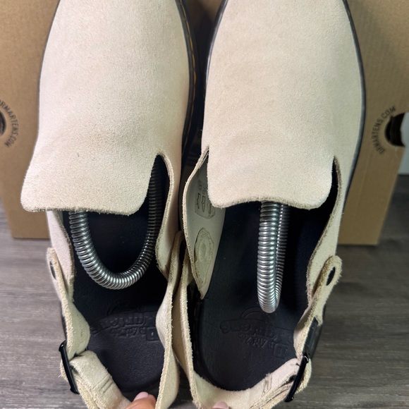 Dr. Martens Carlson Suede Slingback Mules Beige Warm Sand size 10 EUC - Picture 6 of 9